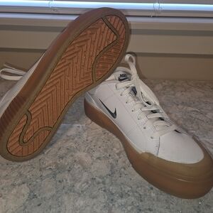 Nike Court Legacy Shoes - Leather and Gum Sole - Women's Size 9